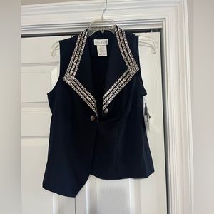 miss dorby vest size 14